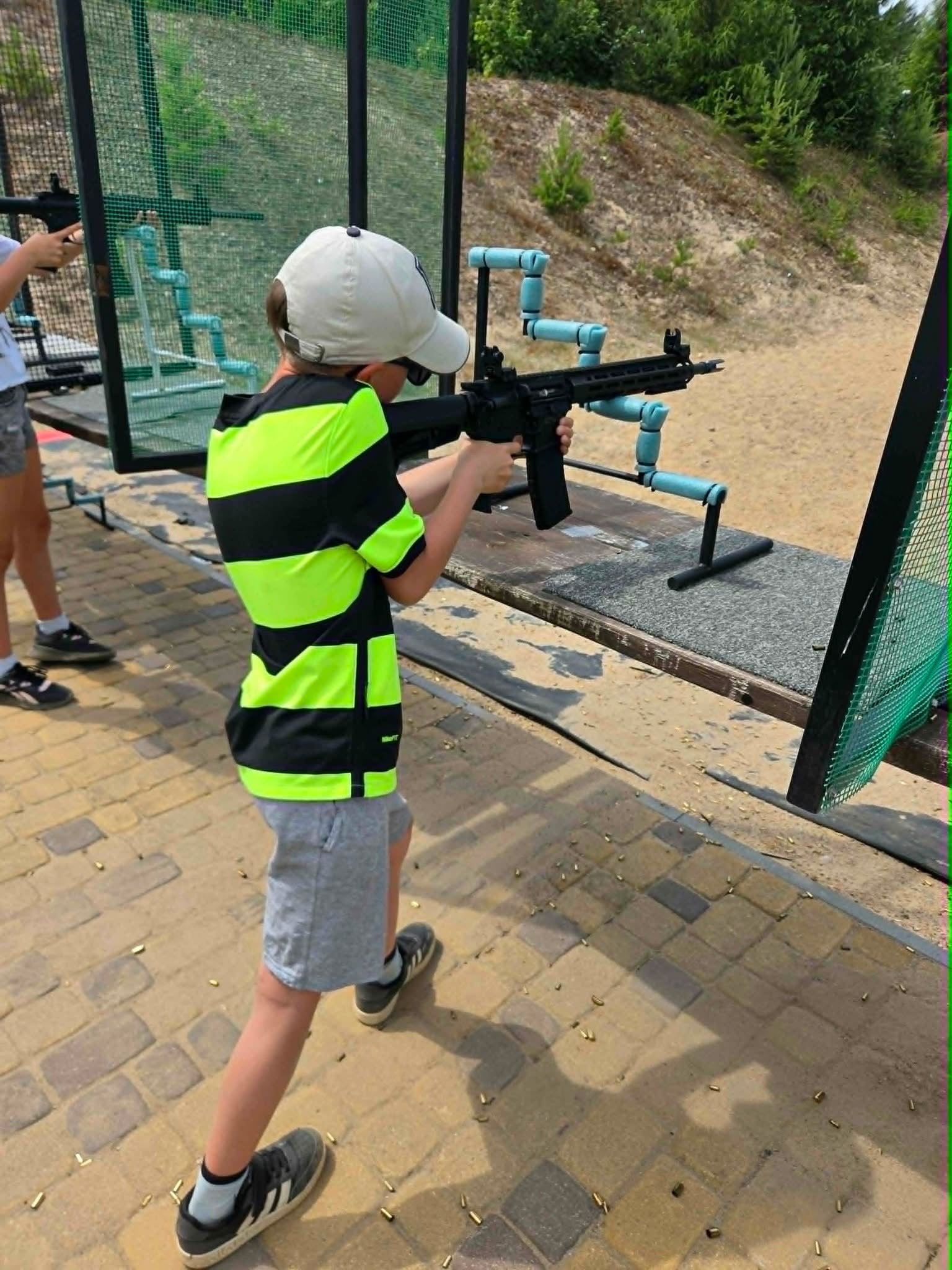 Pierwsze strzelanie dla młodych – karabinek .22 LR